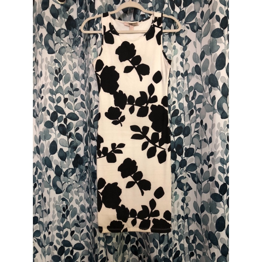 Forever 21 Black and White Floral Dress
